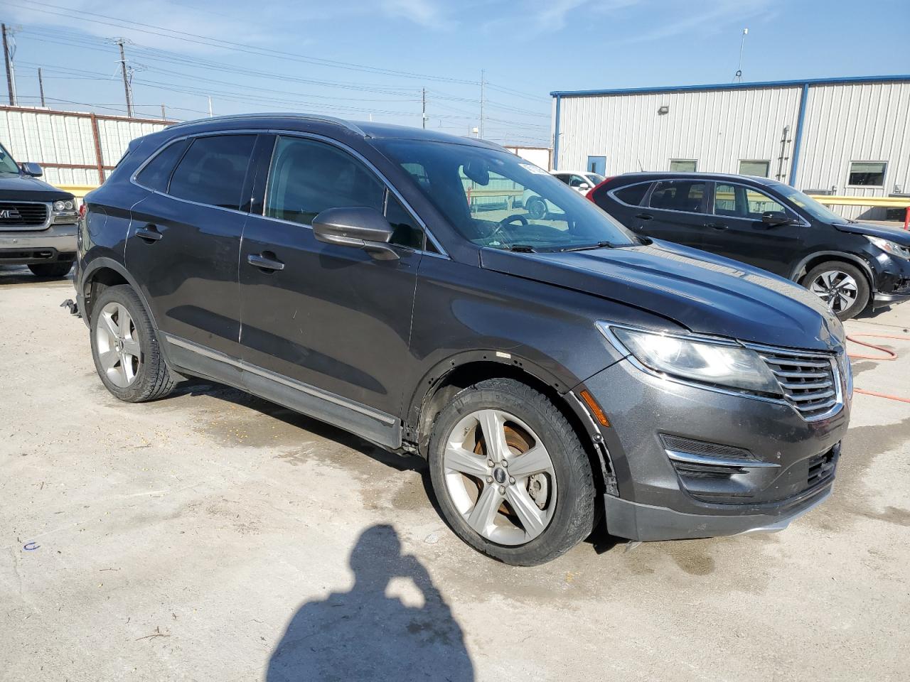 2017 Lincoln MKC - Image 4
