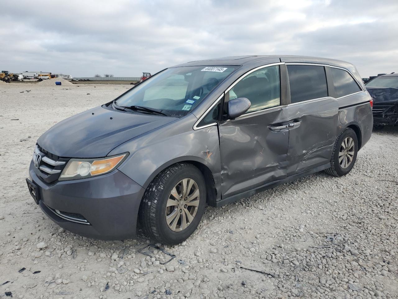 2014 Honda Odyssey - Image 1