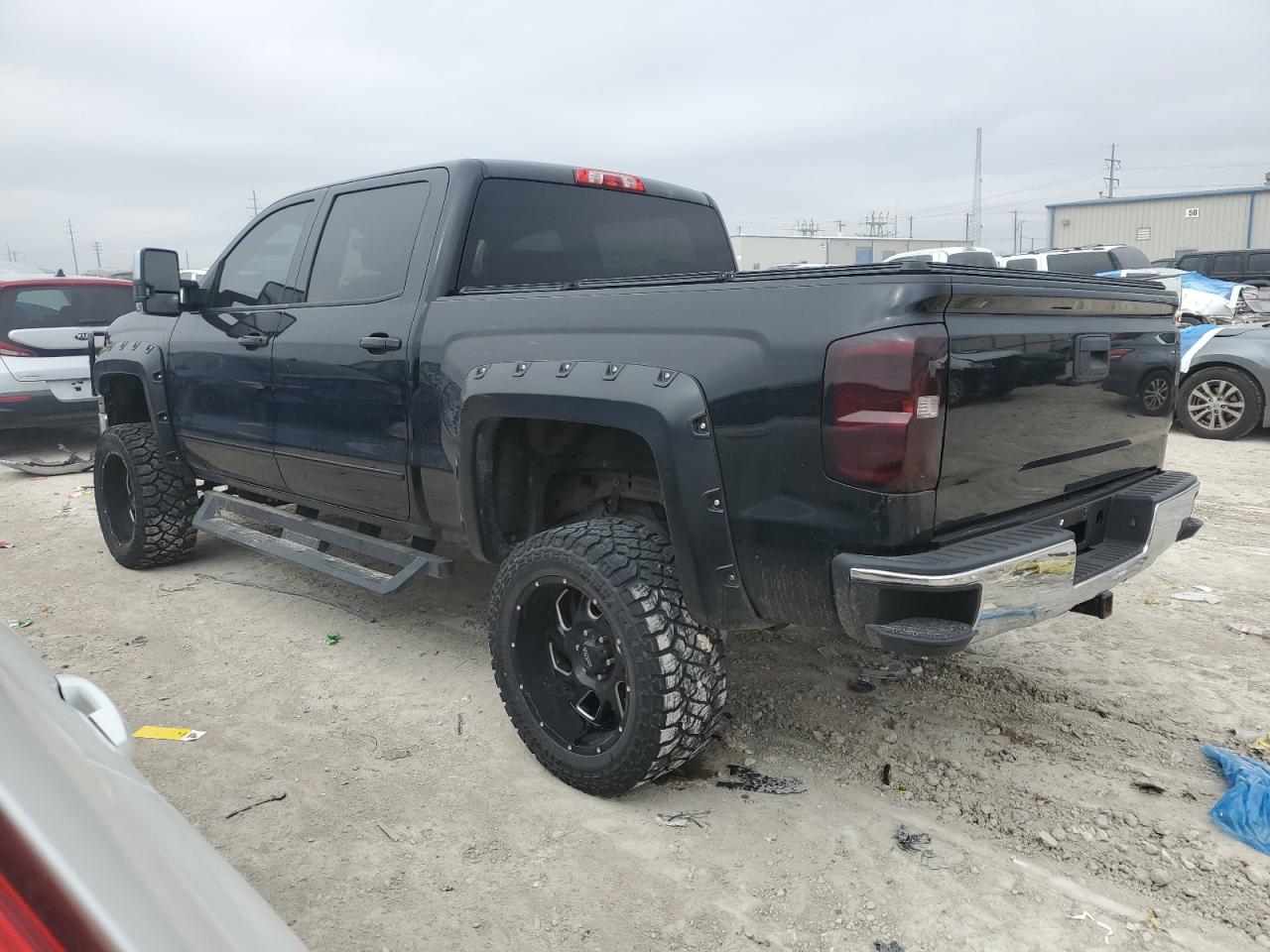 2015 Chevrolet Silverado - Image 2
