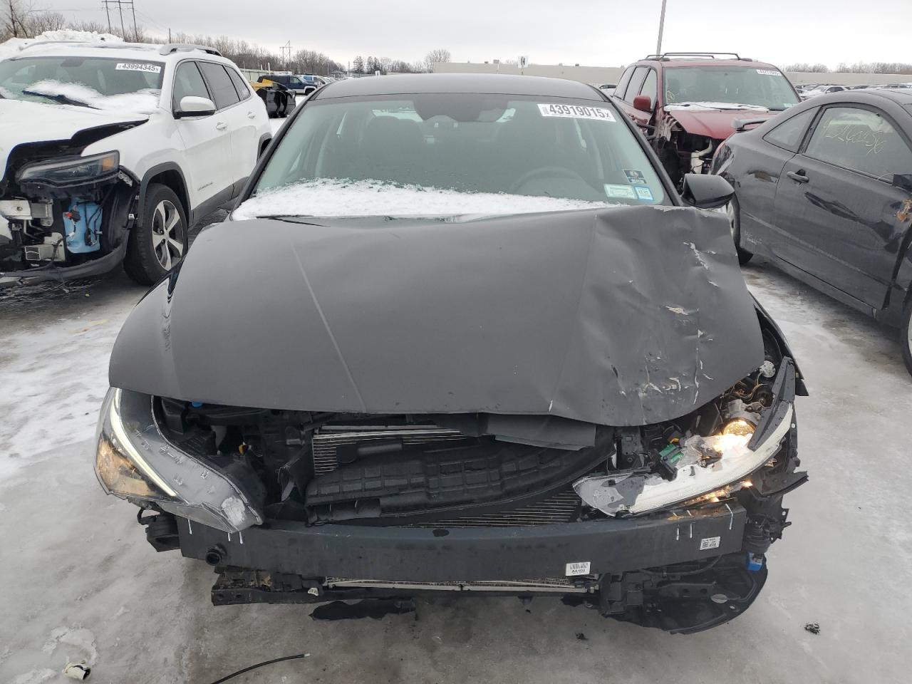 2021 Hyundai Elantra - Image 5
