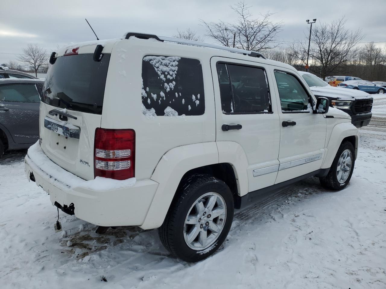 2008 Jeep Liberty (North America) - Image 3