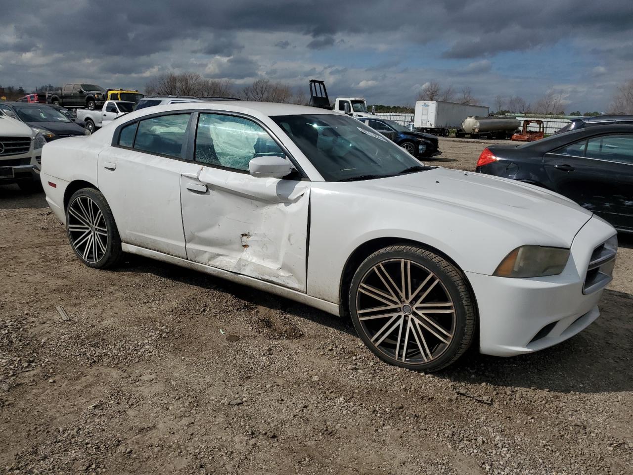 2011 Dodge Charger - Image 4