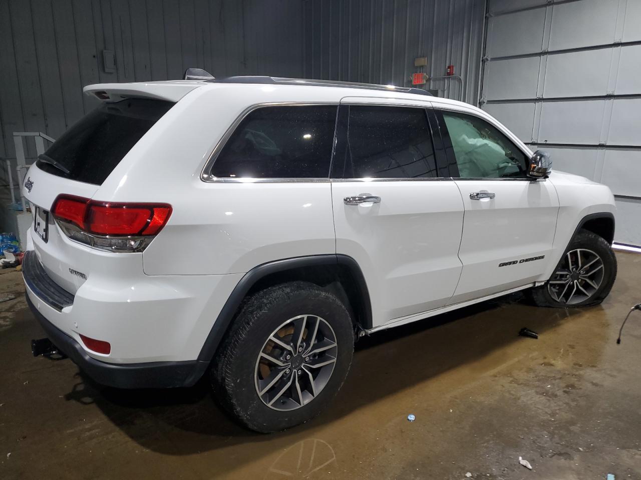 2021 Jeep Grand Cherokee - Image 3