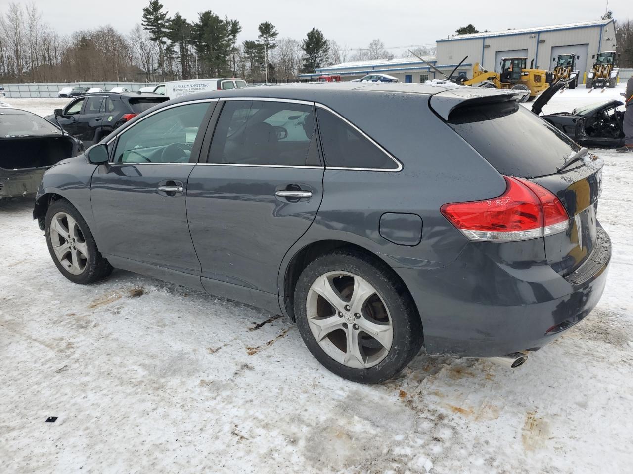 2010 Toyota Venza - Image 2