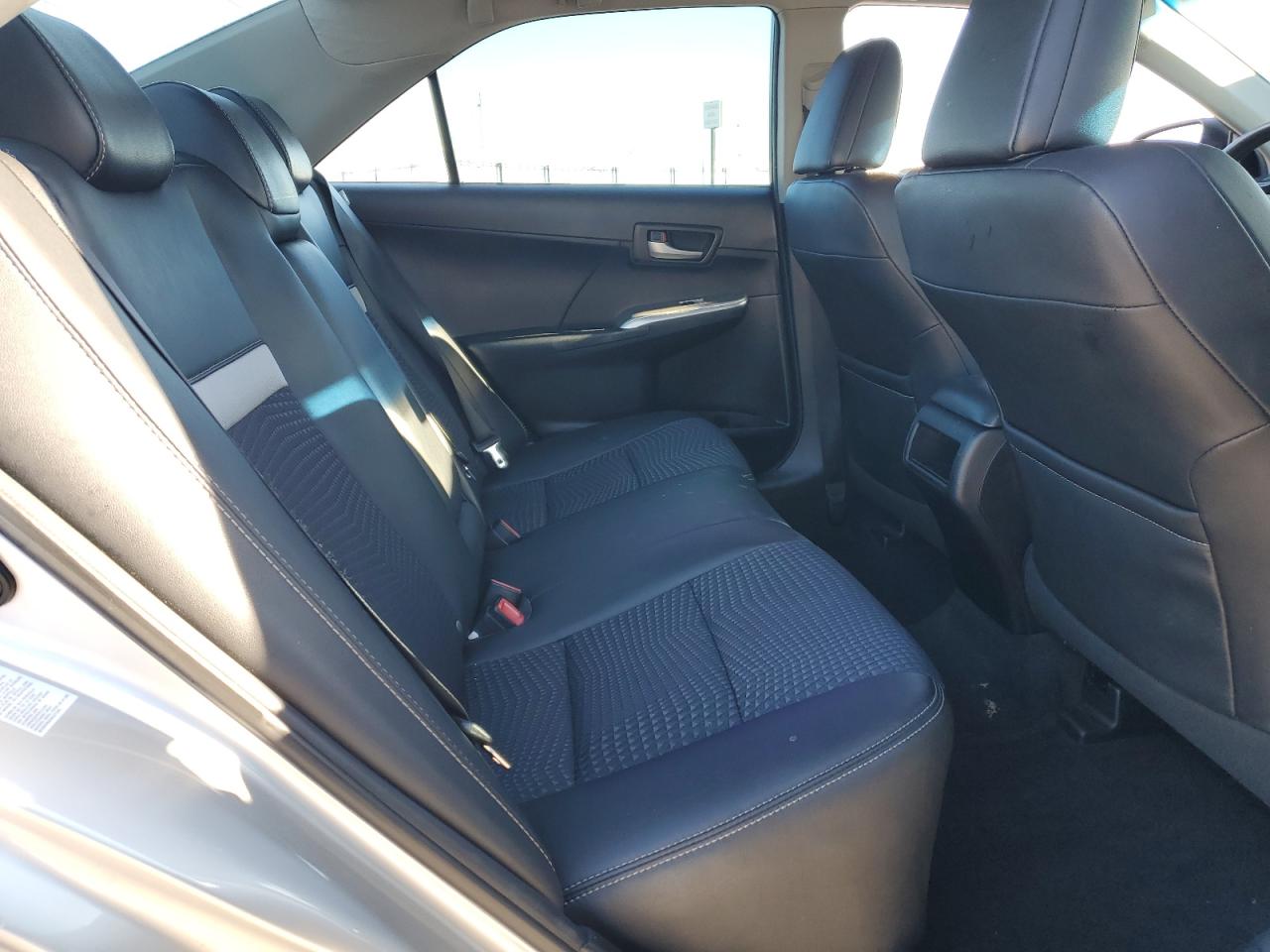 2012 Toyota Camry - Image 10