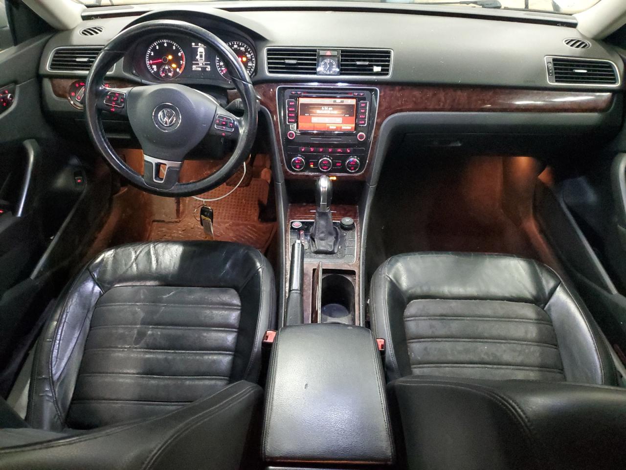 2012 Volkswagen Passat Sel VIN: 1VWCP7A33CC039384 Lot: 46878755