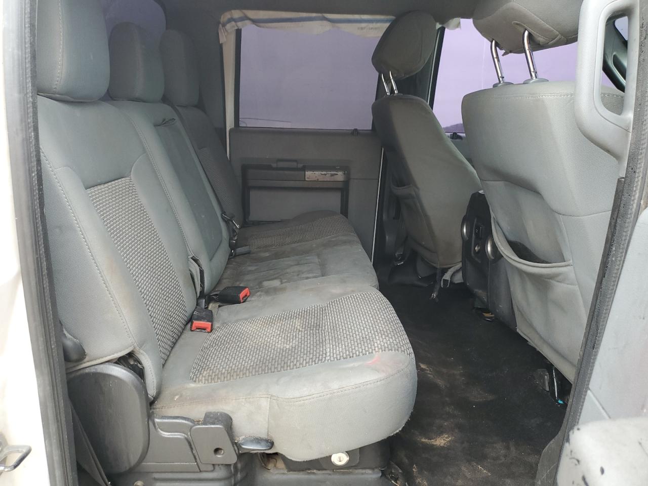 2013 Ford F250 - Image 11