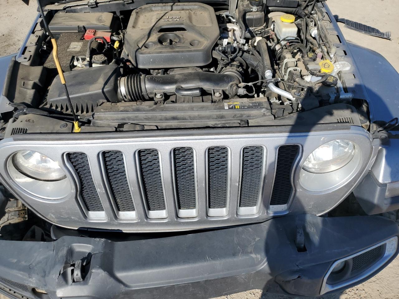 2019 Jeep Wrangler - Image 12