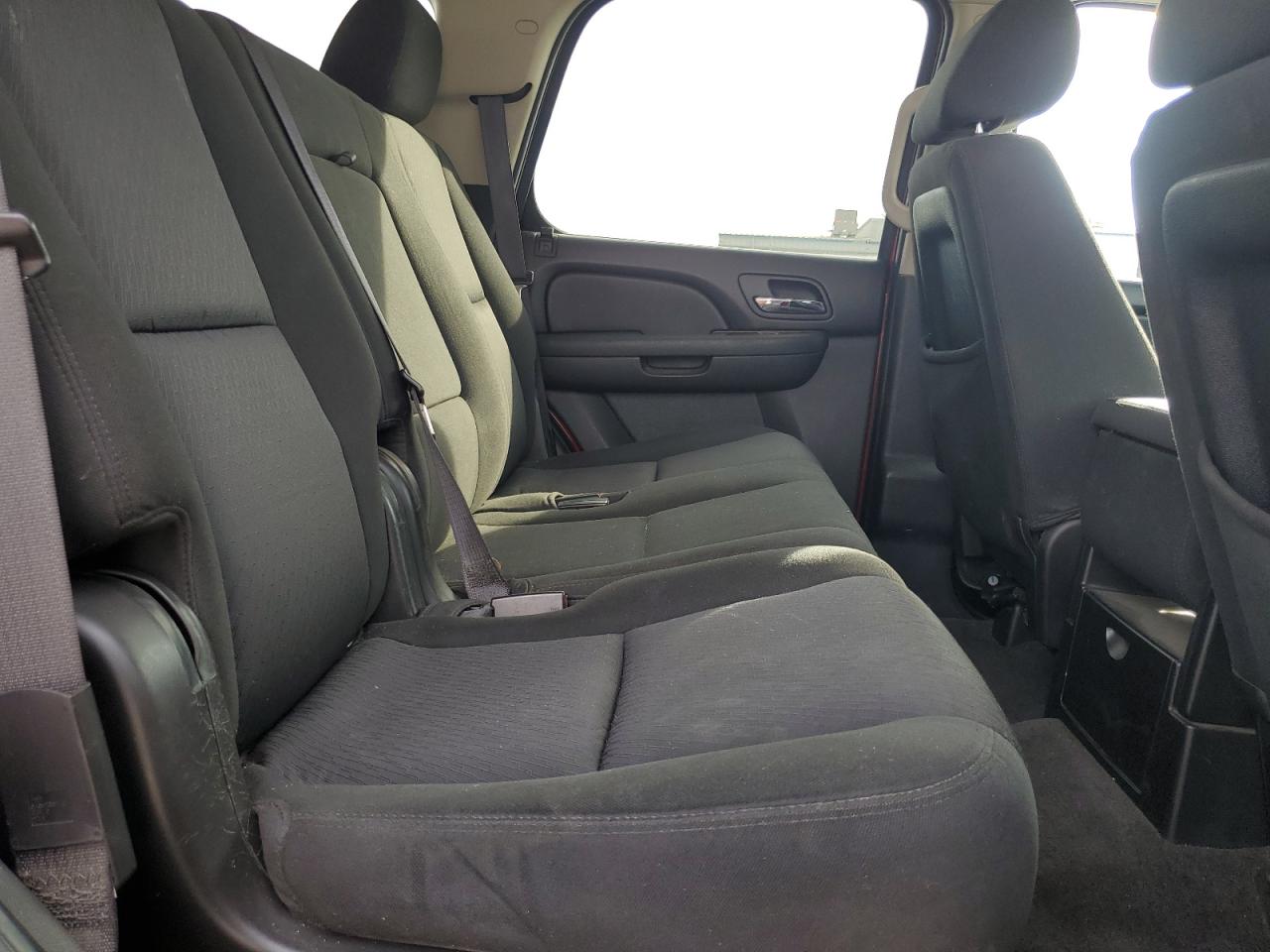2011 Chevrolet Tahoe - Image 11