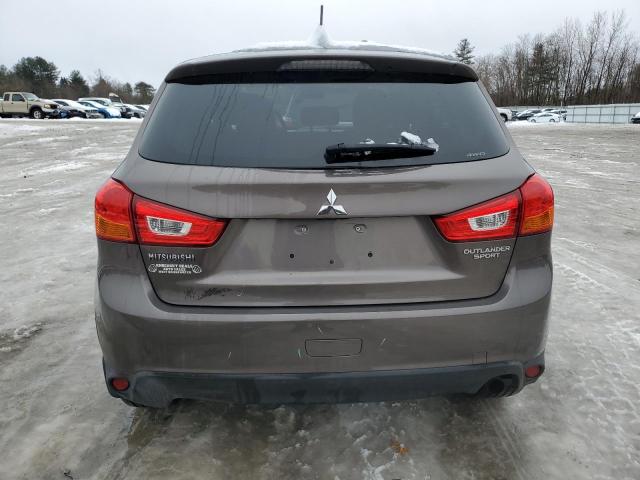  MITSUBISHI OUTLANDER 2016 Коричневий