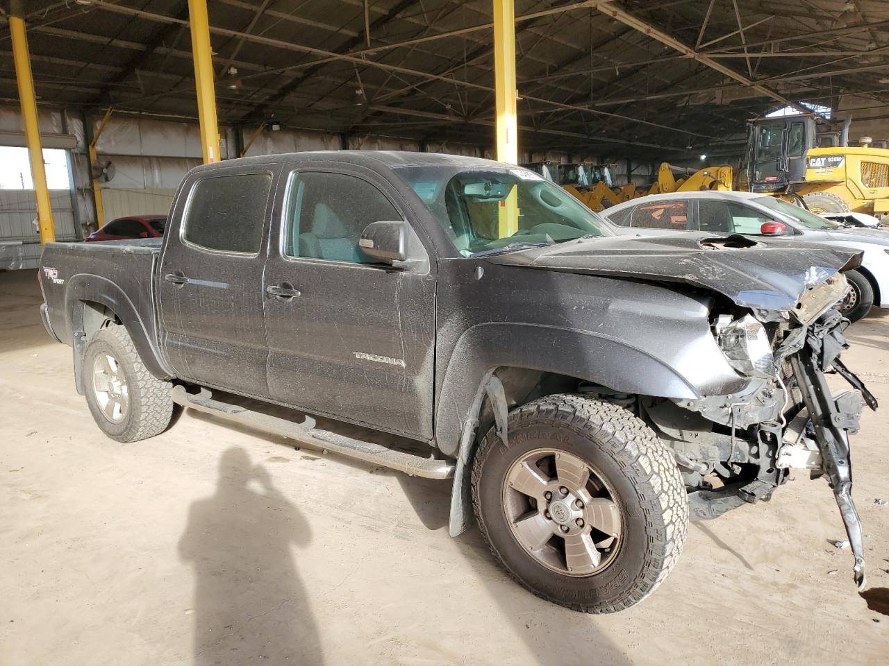 2013 Toyota Tacoma - Image 4