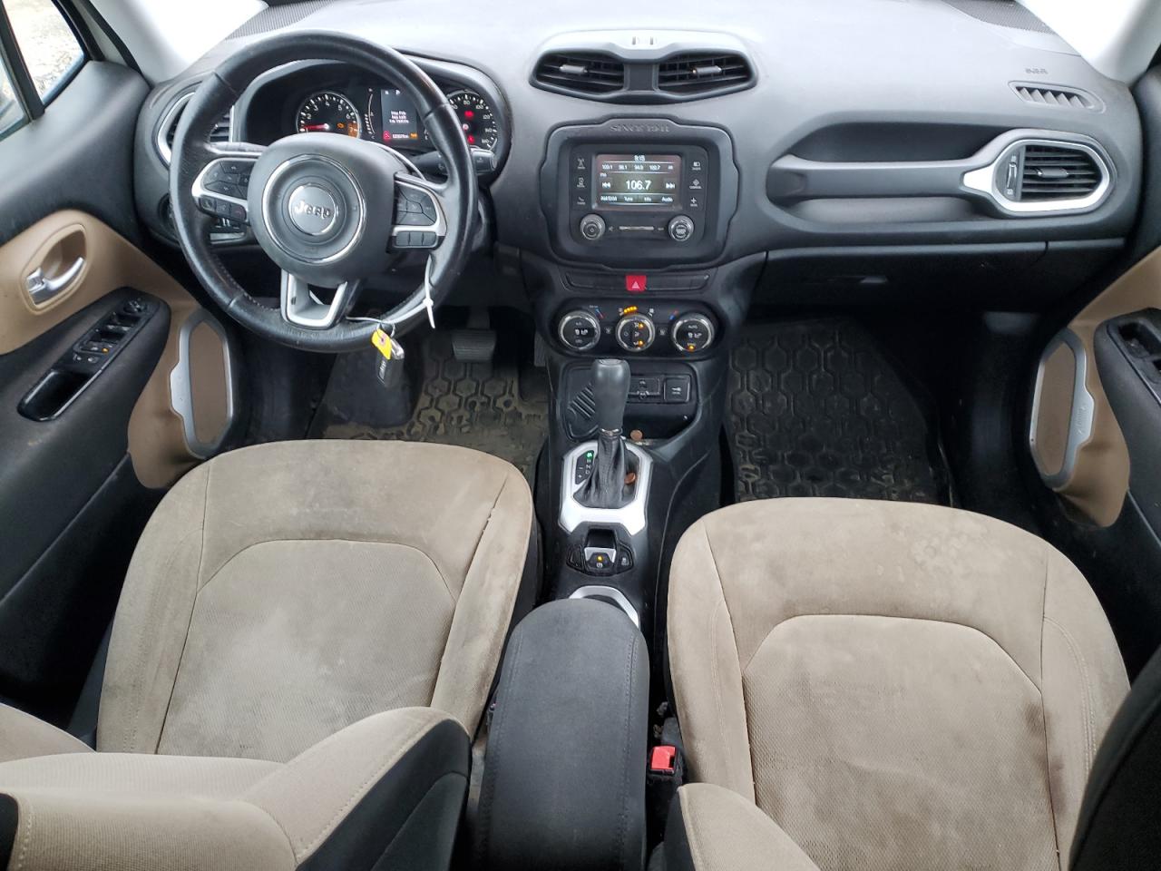 2015 Jeep Renegade - Image 8