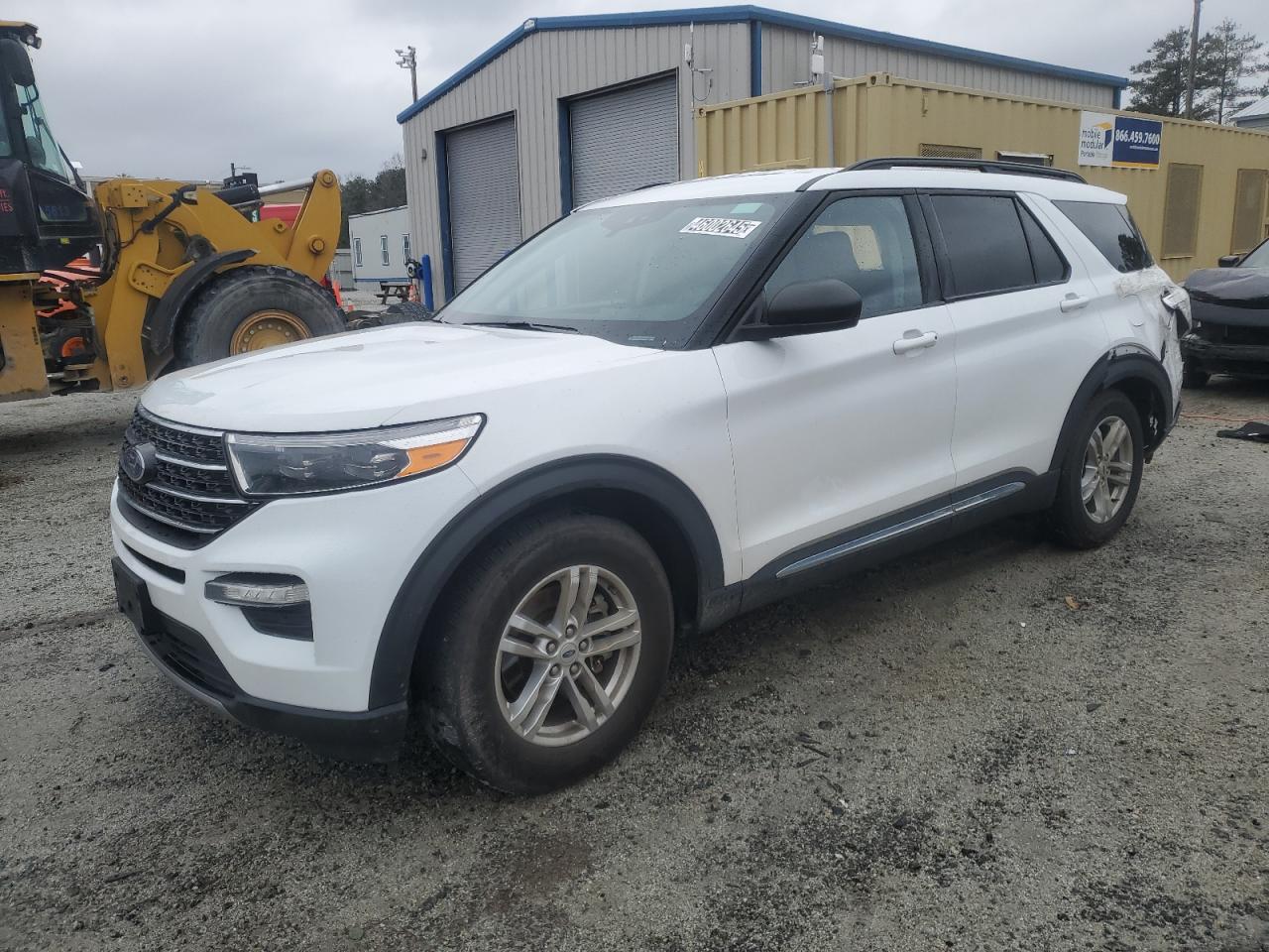 2023 Ford Explorer - Image 1