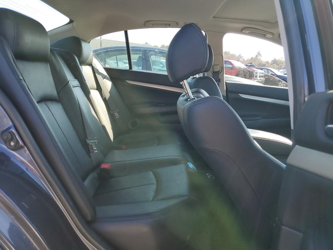 2008 Infiniti G - Image 10
