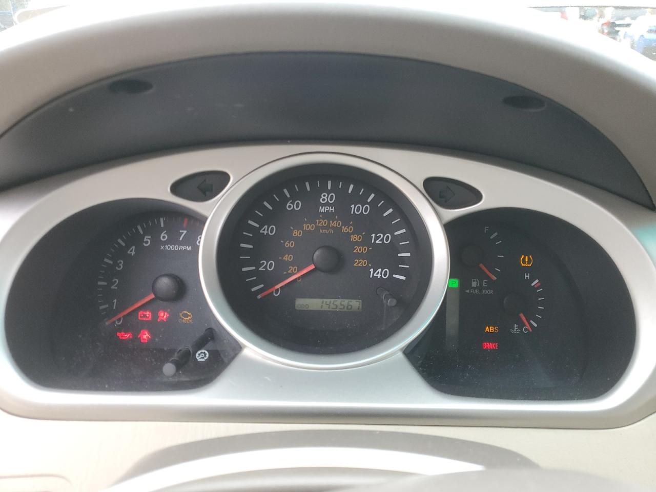 2005 Toyota Highlander - Image 9