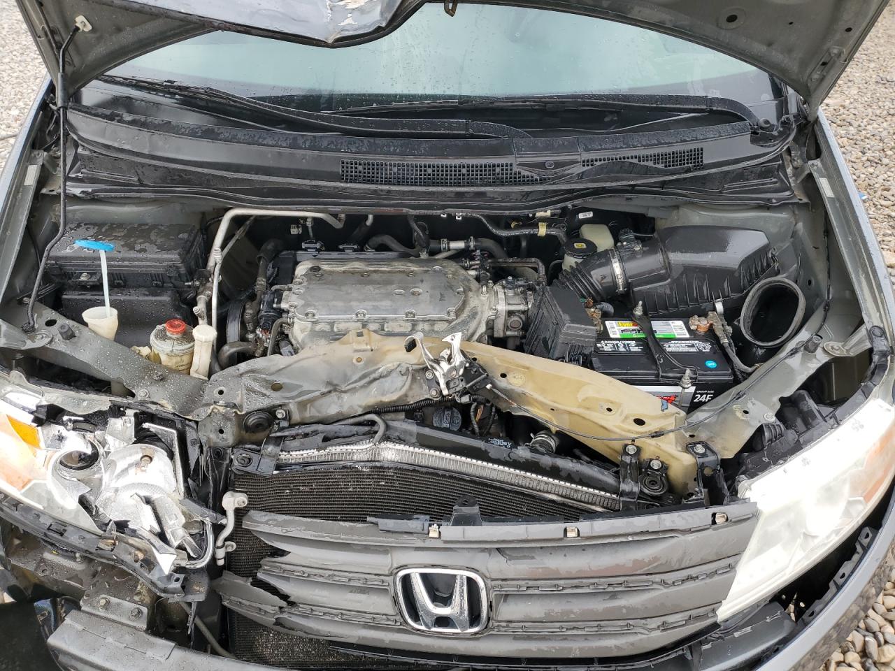 2011 Honda Odyssey - Image 12