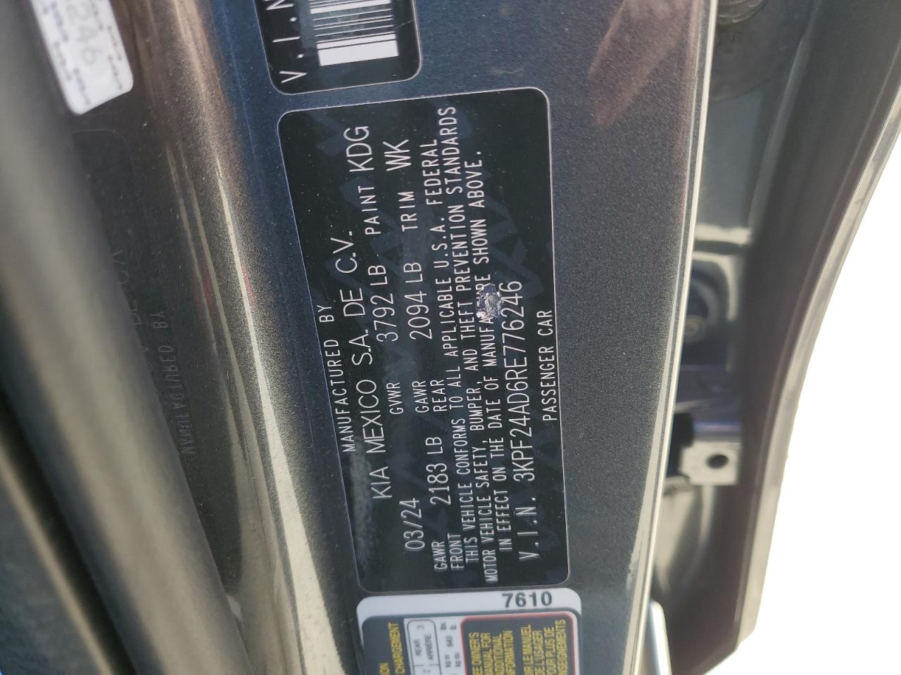2024 Kia Forte - Image 14