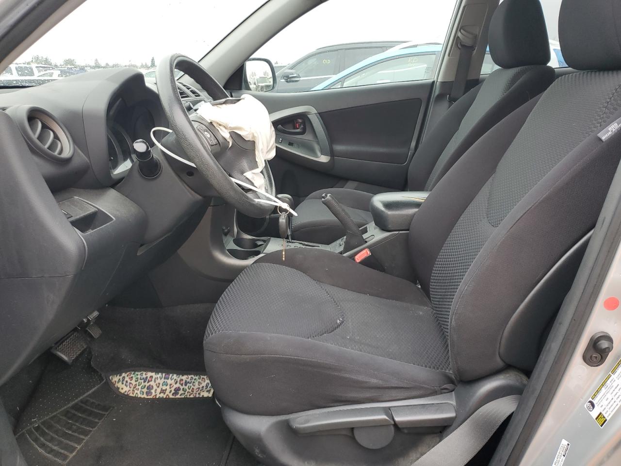 2010 Toyota RAV 4 - Image 7