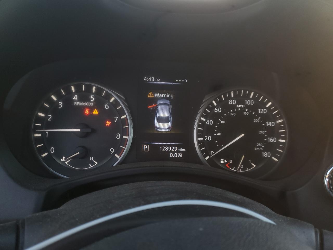 2018 Infiniti Q50 - Image 9