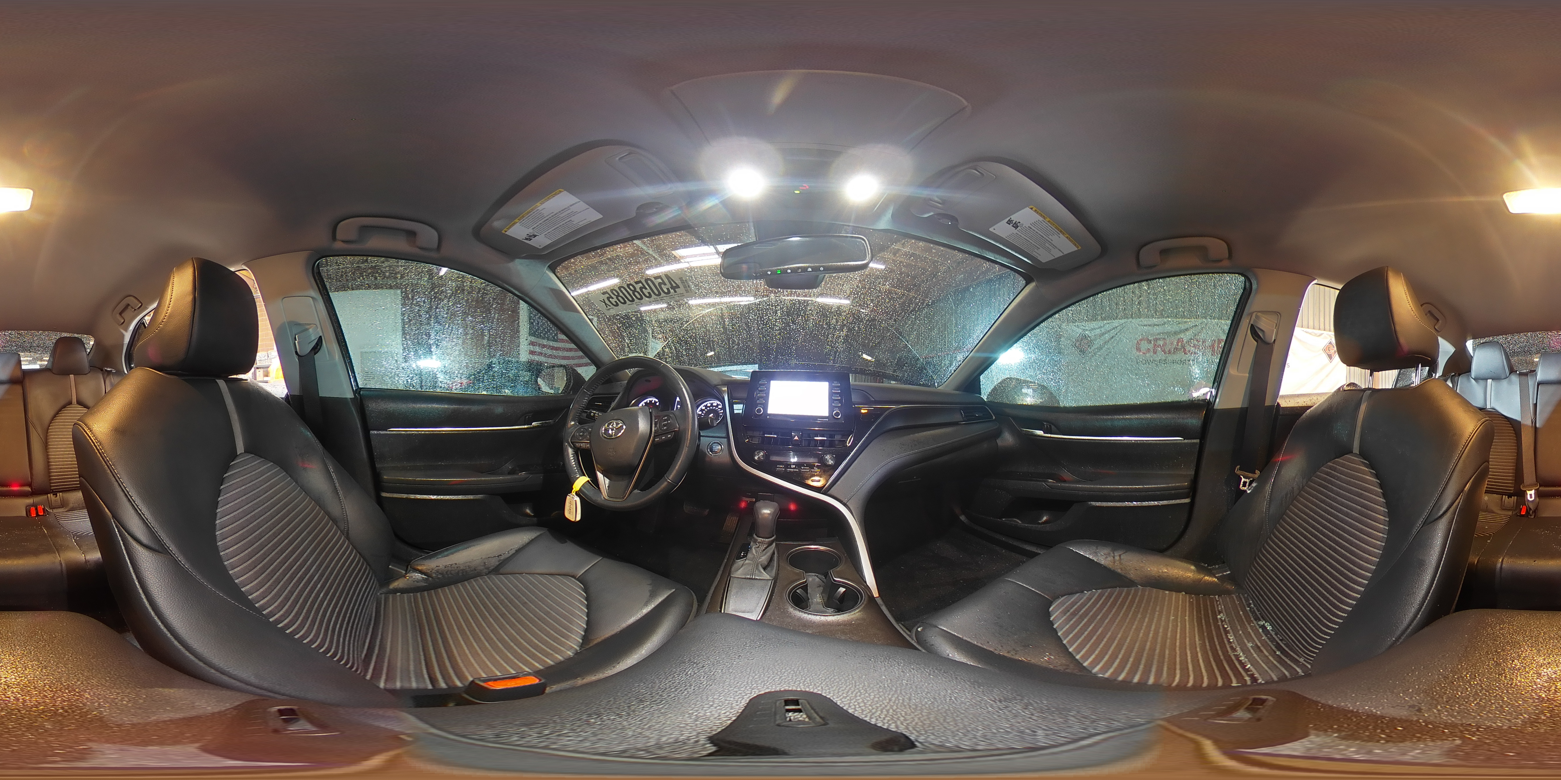 2021 Toyota Camry - Image 13