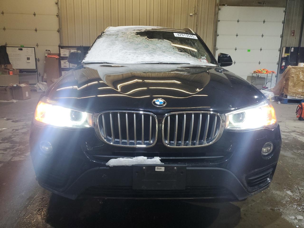 5UXWX9C31H0W68030 BMW X3 2017. Фото: 4