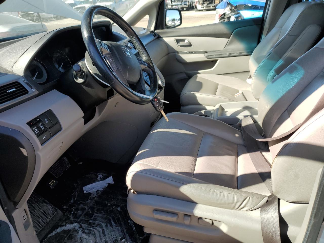 2011 Honda Odyssey - Image 7