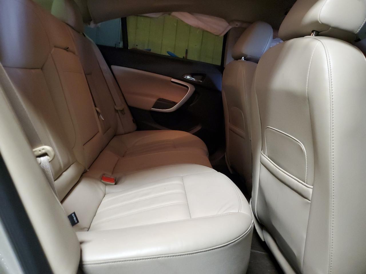 2016 Buick Regal - Image 10