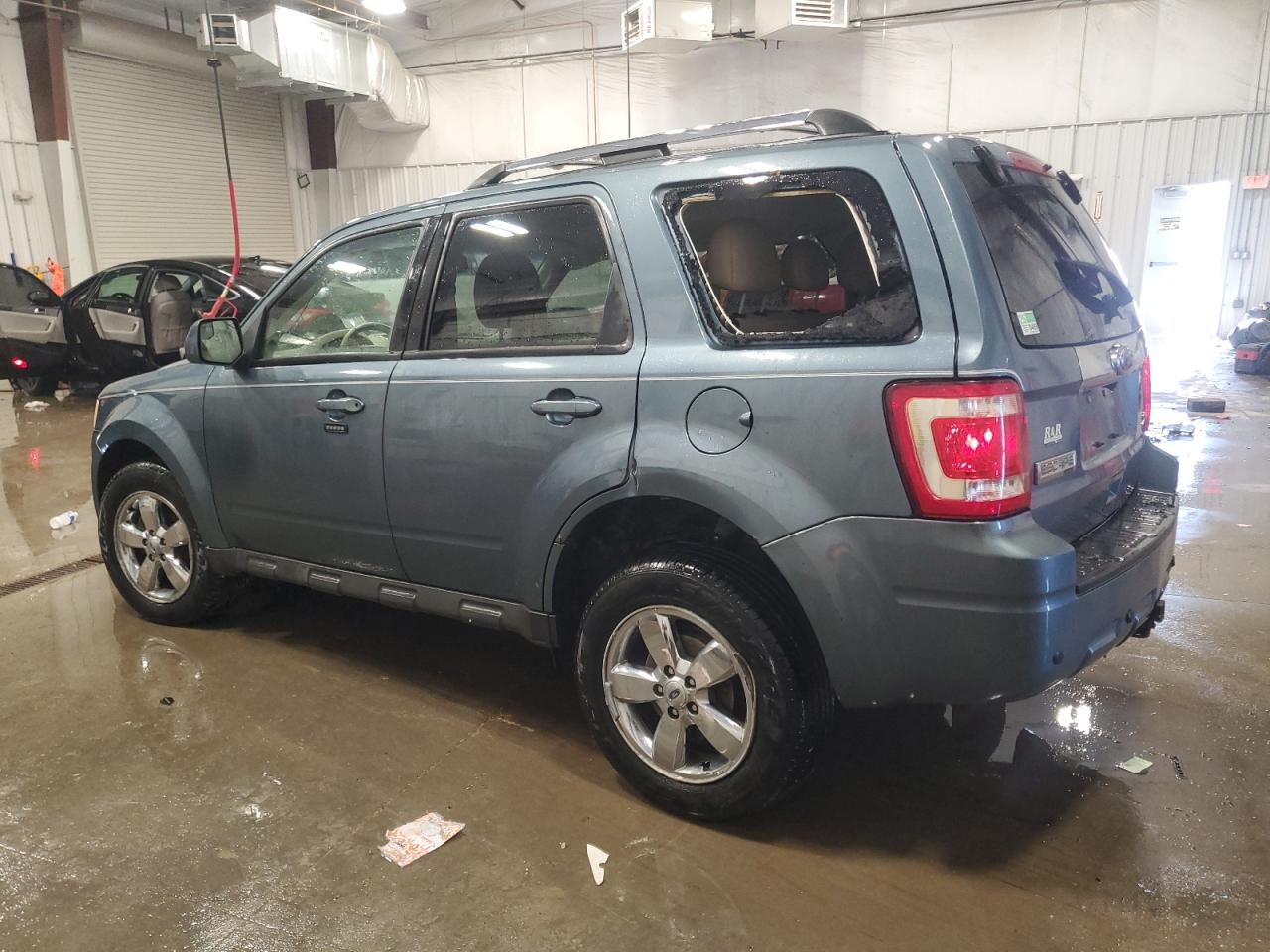 2010 Ford Escape - Image 2