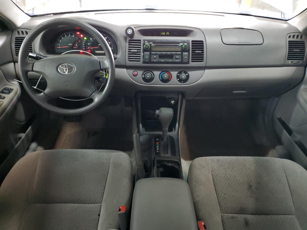 2002 Toyota Camry - Image 8