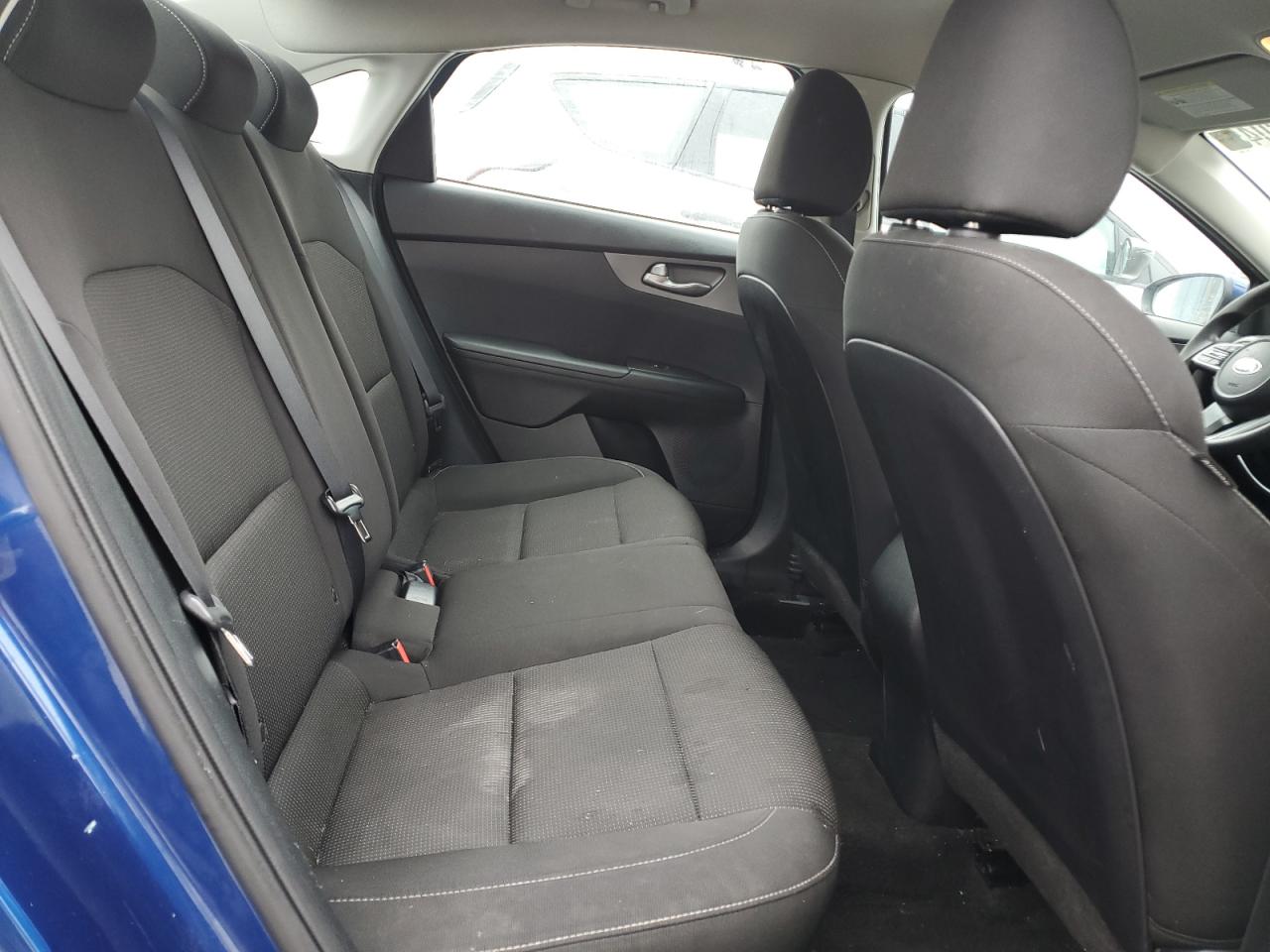 2021 Kia Forte - Image 11
