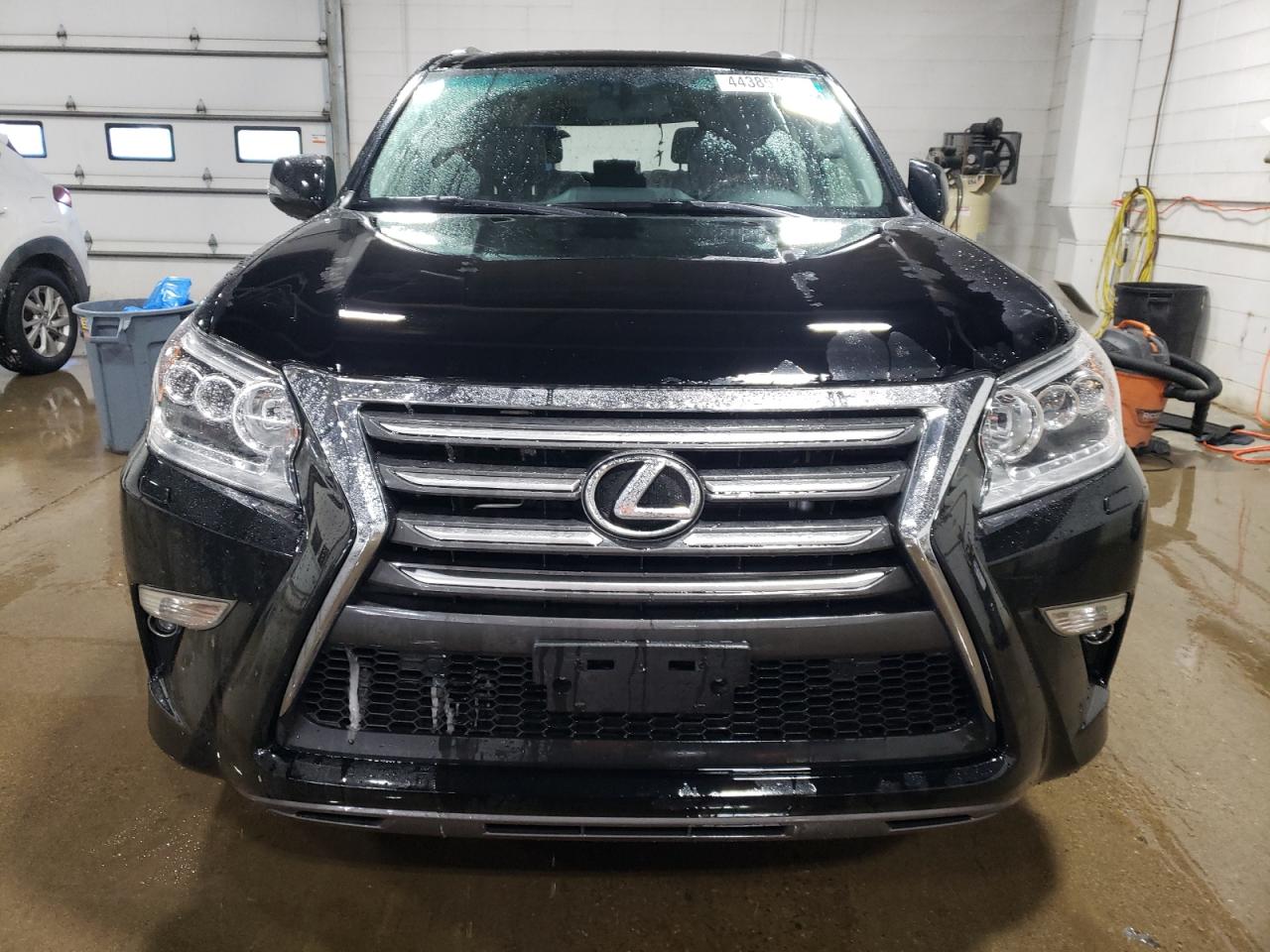 2015 Lexus GX - Image 5