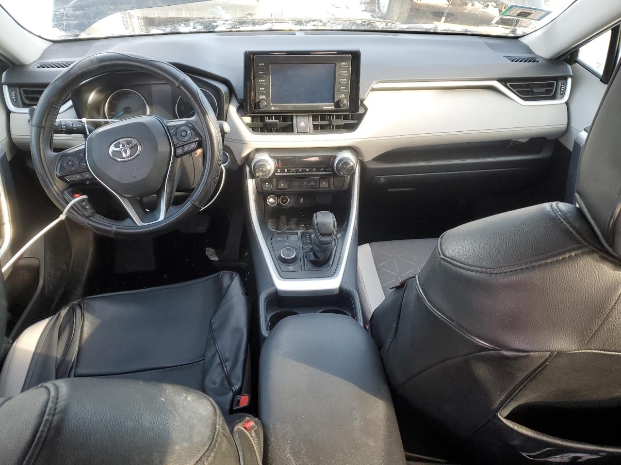 2021 Toyota RAV 4 - Image 8