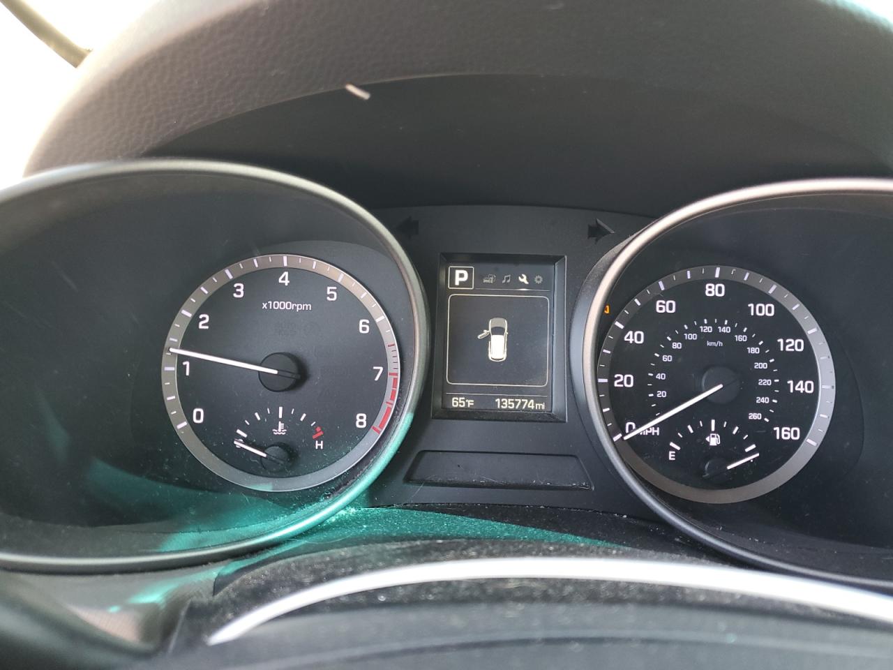 2018 Hyundai Santa Fe - Image 9