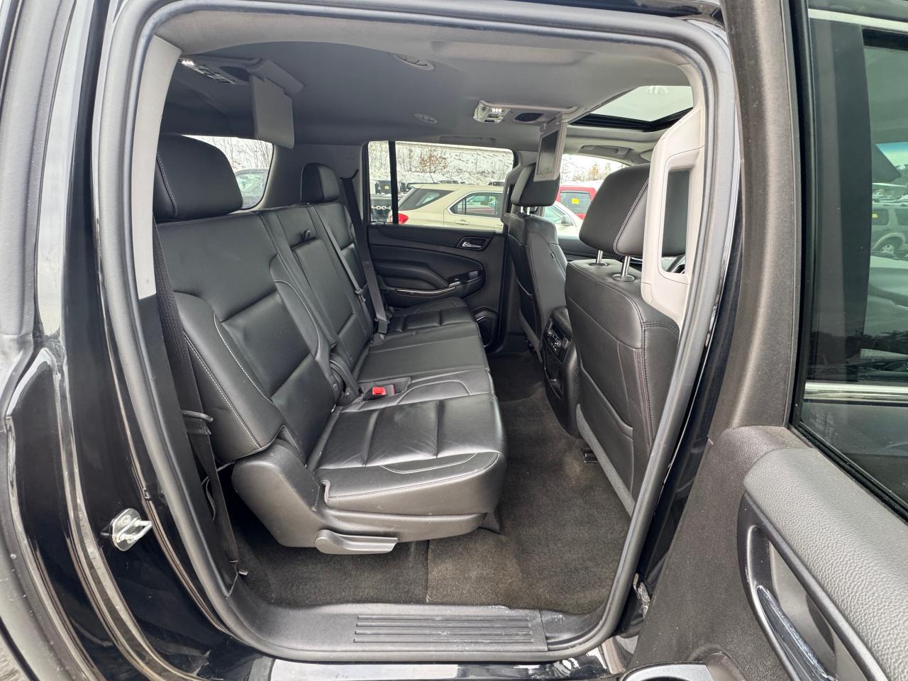 2018 Chevrolet Suburban - Image 13