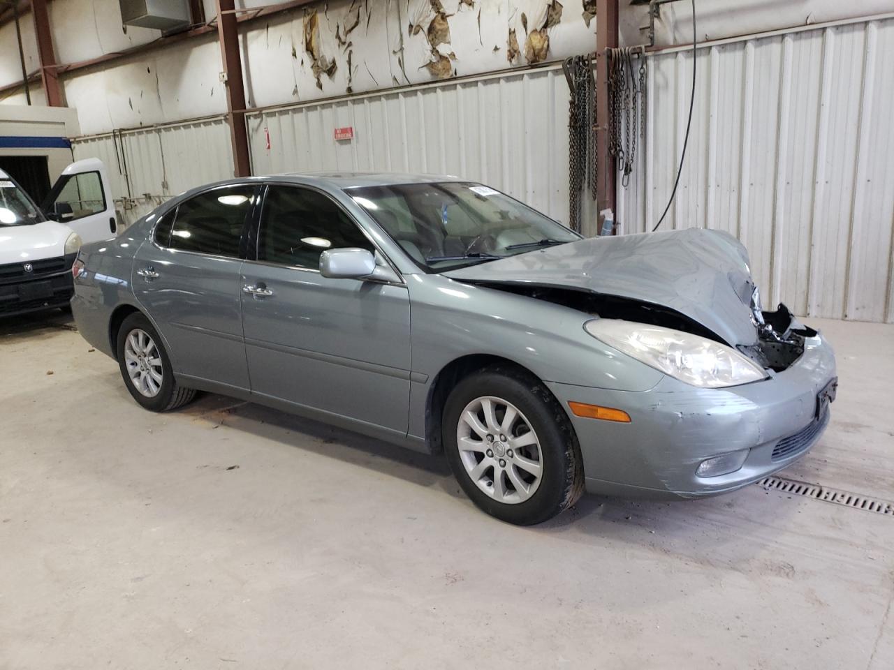 2004 Lexus ES - Image 4