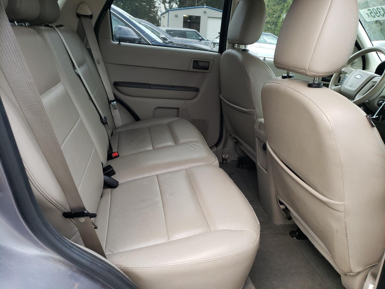 2008 Ford Escape - Image 11