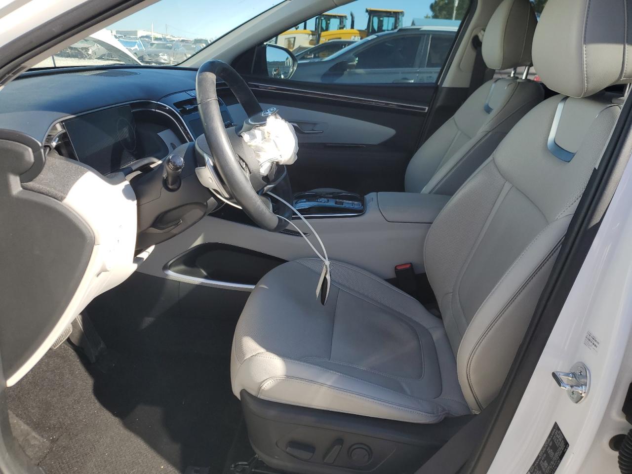 2023 Hyundai Tucson - Image 7