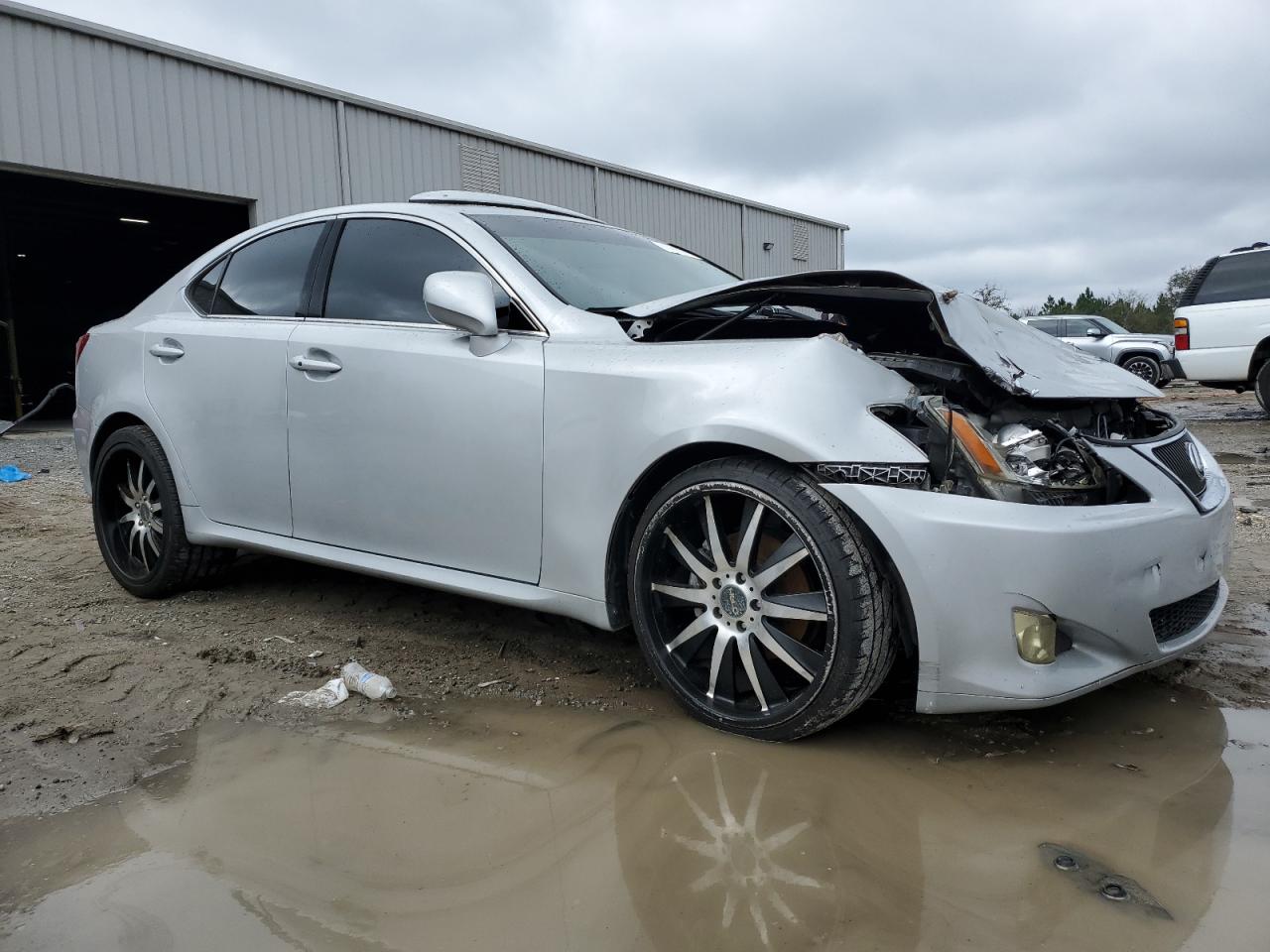 2006 Lexus IS - Image 4