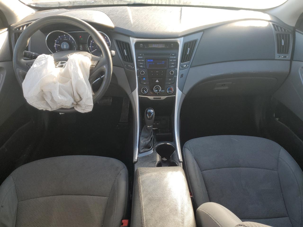 2014 Hyundai Sonata - Image 8