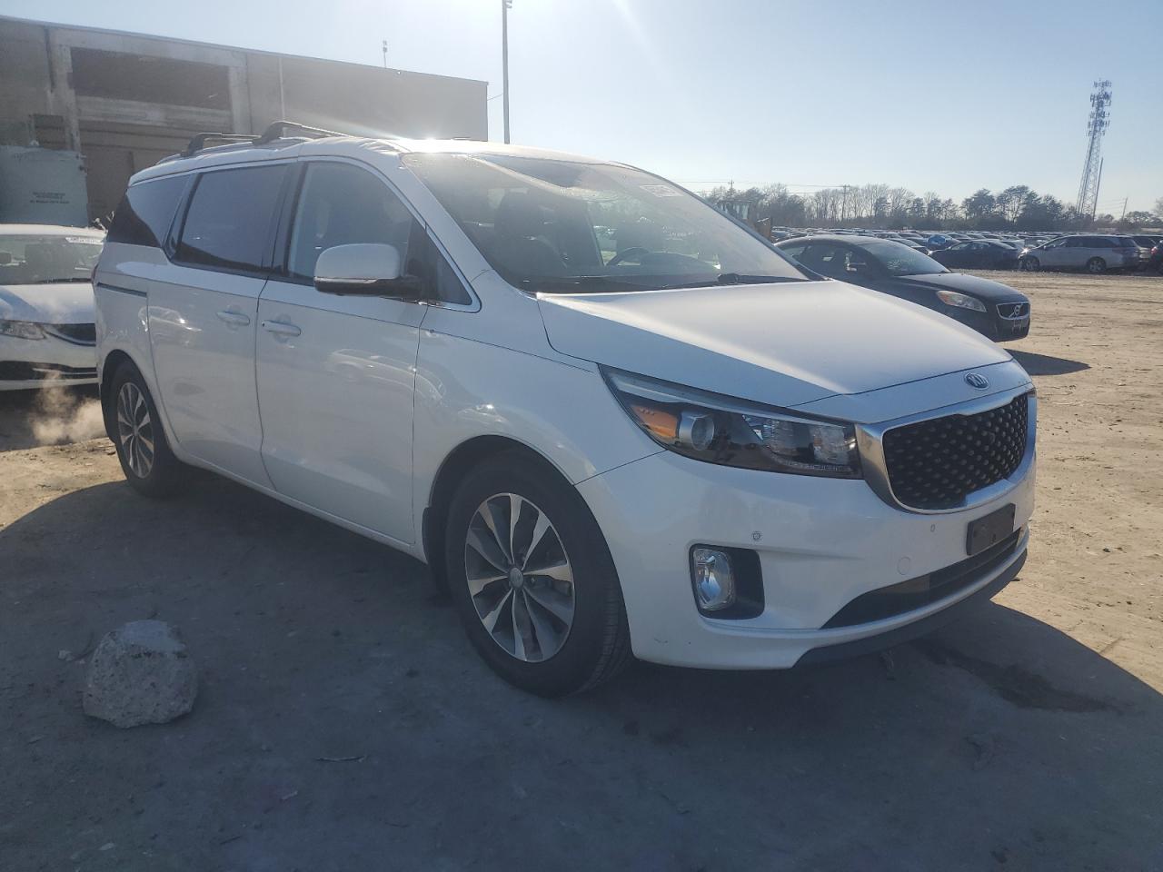 2016 Kia Sedona - Image 4