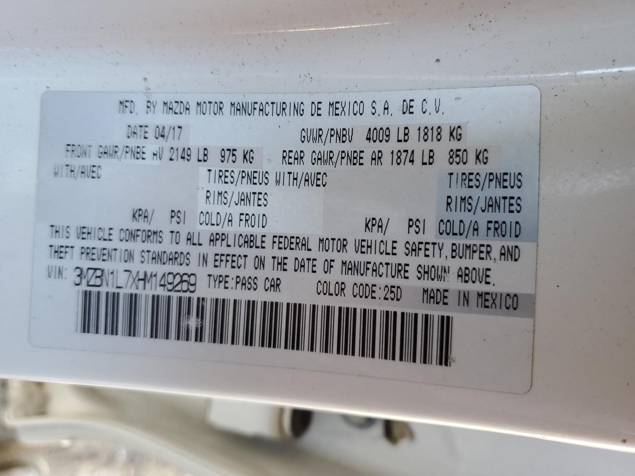 2017 Mazda 3 - Image 12