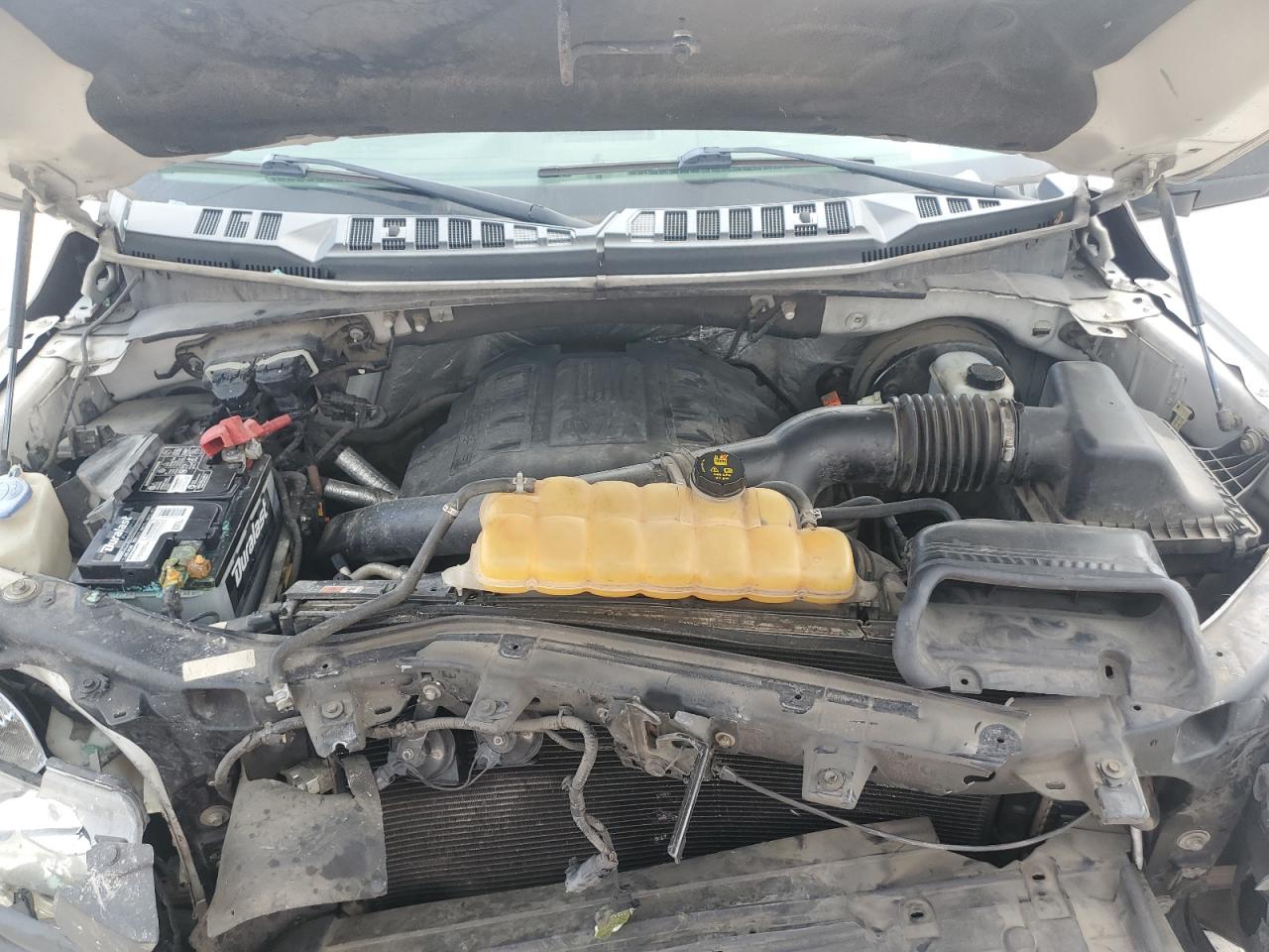2016 Ford F-150 - Image 11