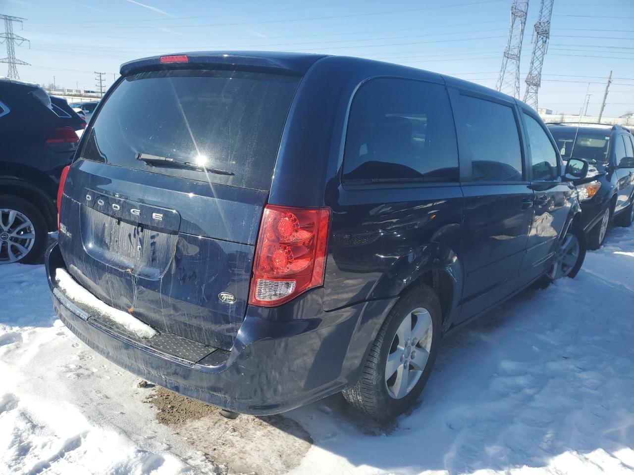 2013 Dodge Caravan - Image 3