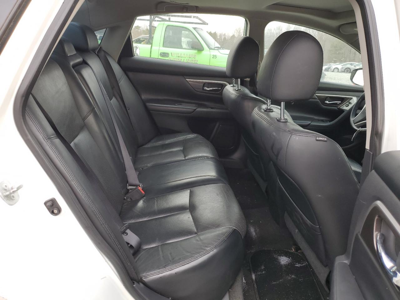 2014 Nissan Altima - Image 10