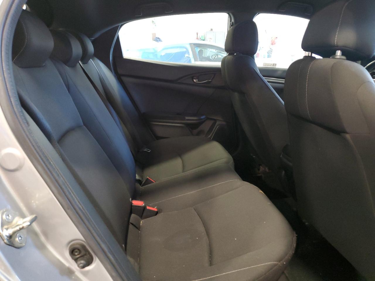2018 Honda Civic - Image 10