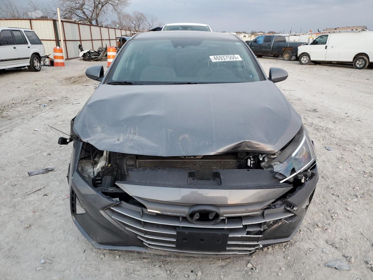 2020 Hyundai Elantra - Image 5