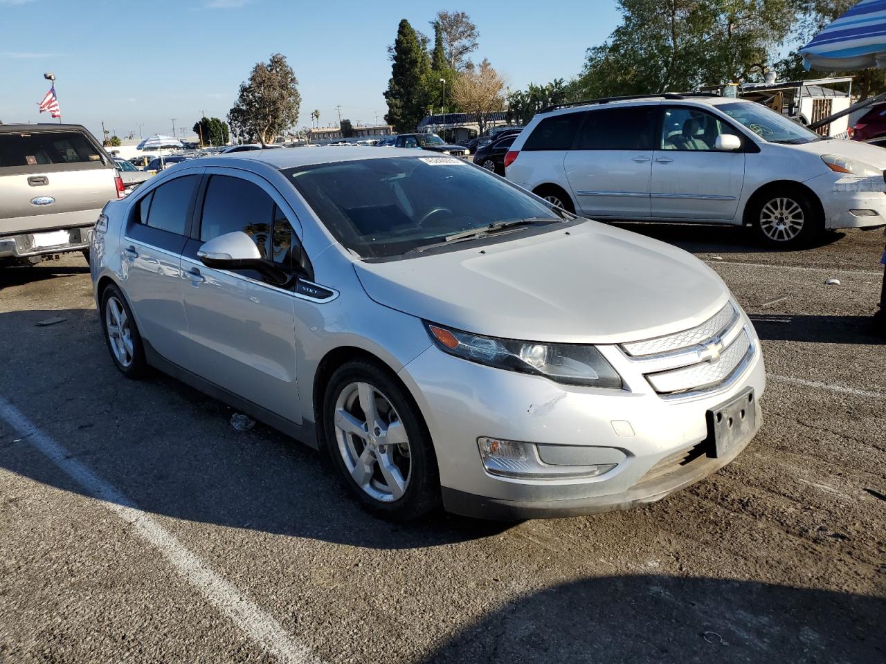 2014 Chevrolet Volt - Image 4