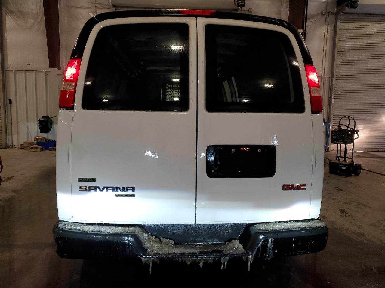 2012 GMC Savana - Image 6