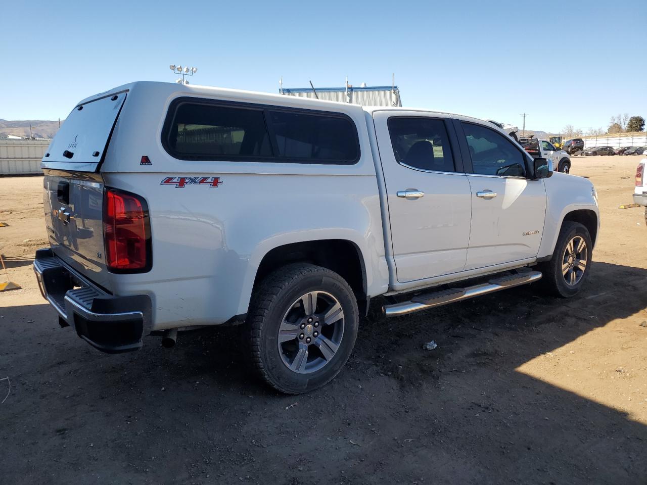 2016 Chevrolet Colorado - Image 3