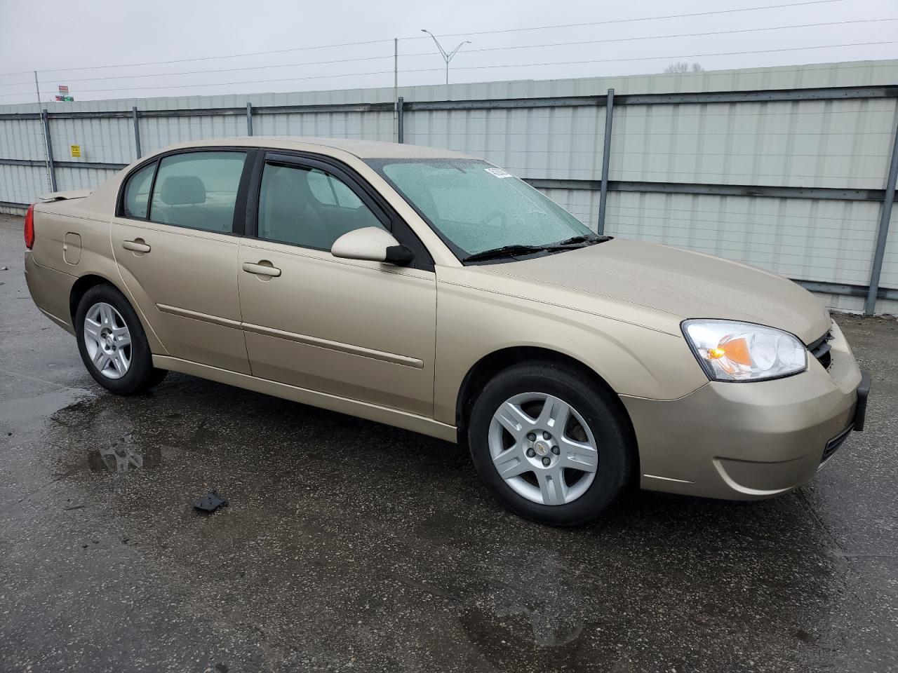 2007 Chevrolet Malibu - Image 4